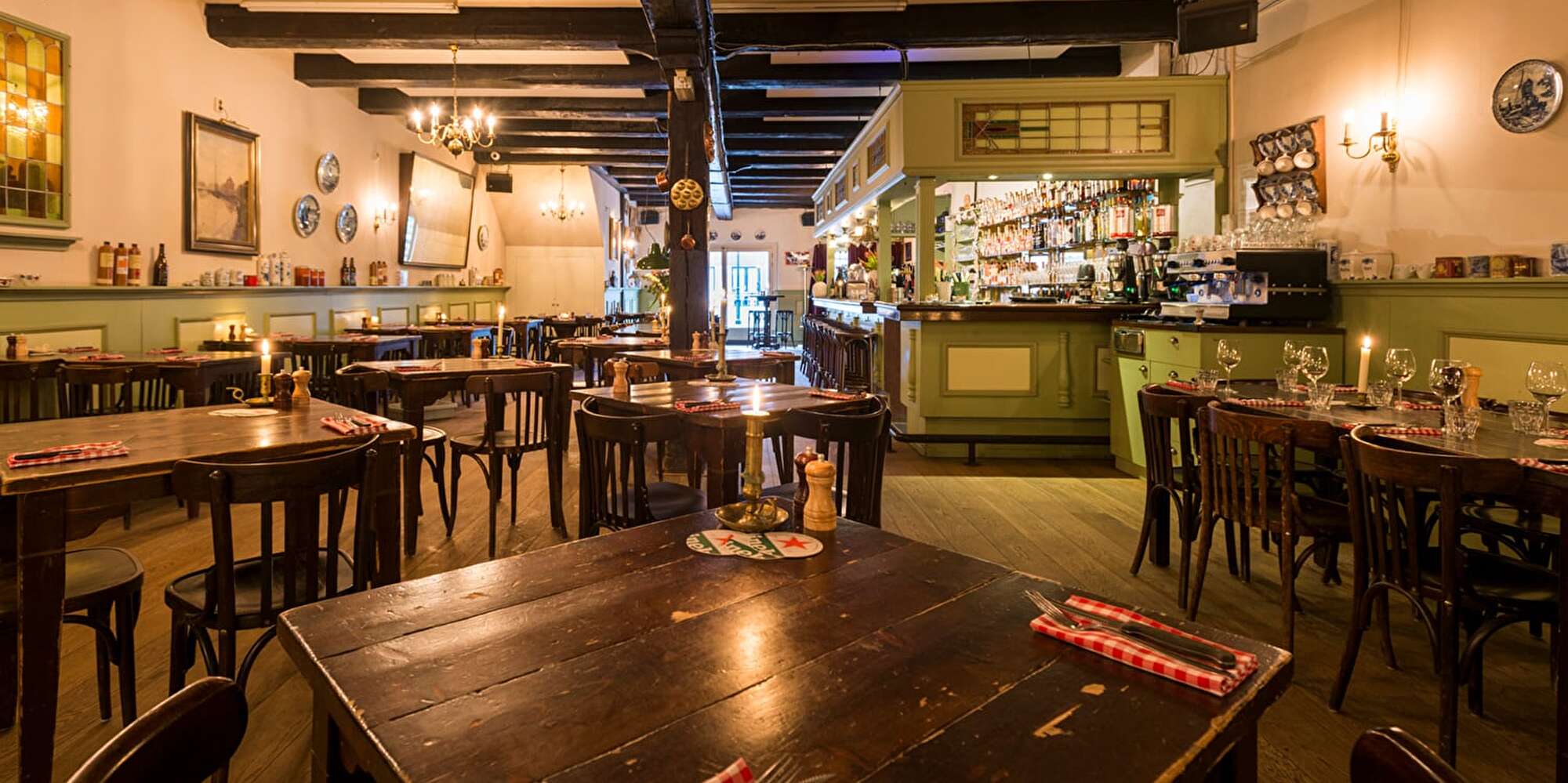 restaurant